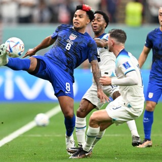 221126143352-weston-mckennie