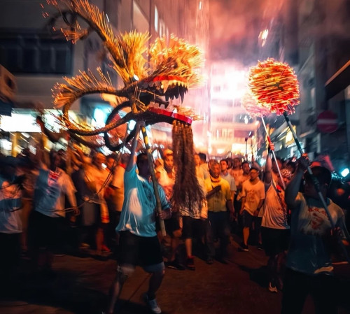 太震撼😭！为看这个舞火龙，专门来了趟香港 7 仔仔日常 来自小红书网页版 (1)