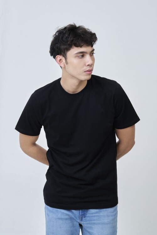 Kaos-Hitam-2.jpg